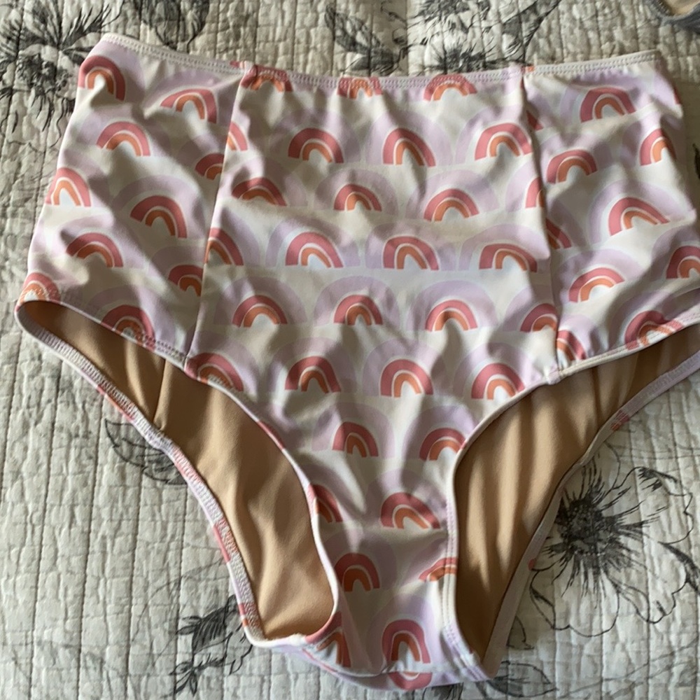 Kortni Jeane hi cut size S